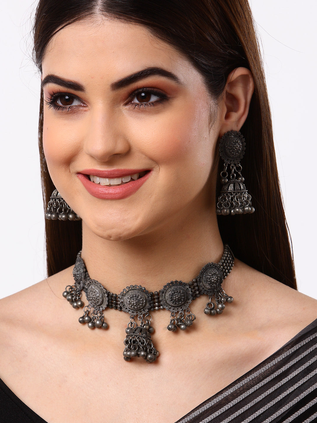 Arrabi Metallic Oxidised Jewellery Set with 2 Earrings (40 cm)