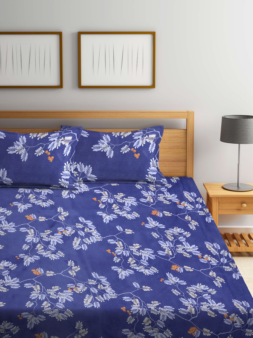 Arrabi Grey Leaf TC Cotton Blend Super King Size Bedsheet with 2 Pillow Covers (270 X 260 cm)