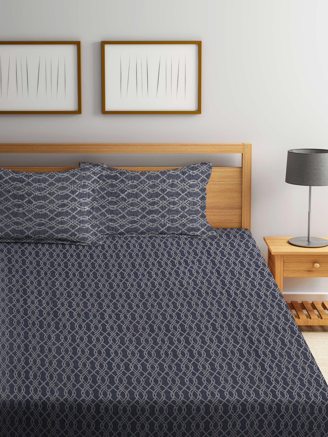 Arrabi Black Graphic Handwoven Cotton King Size Bedsheet with 2 Pillow Covers (260 X 230 cm)