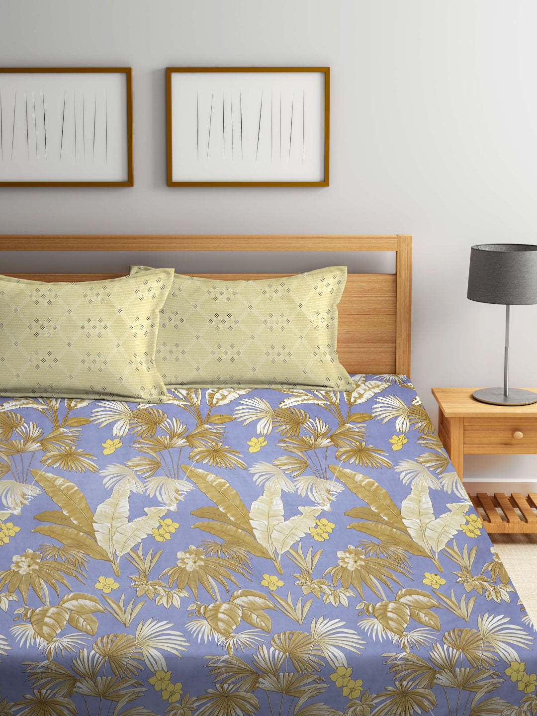 Arrabi Grey Leaf TC Cotton Blend Super King Size Bedsheet with 2 Pillow Covers (270 X 260 cm)