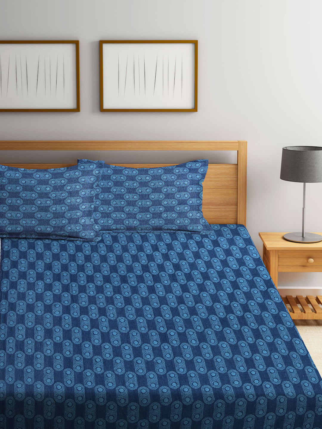 ARRABI® Handwoven Pure Cotton King Size Bedsheets with 2 Pillow Covers (260 X 230 cm)