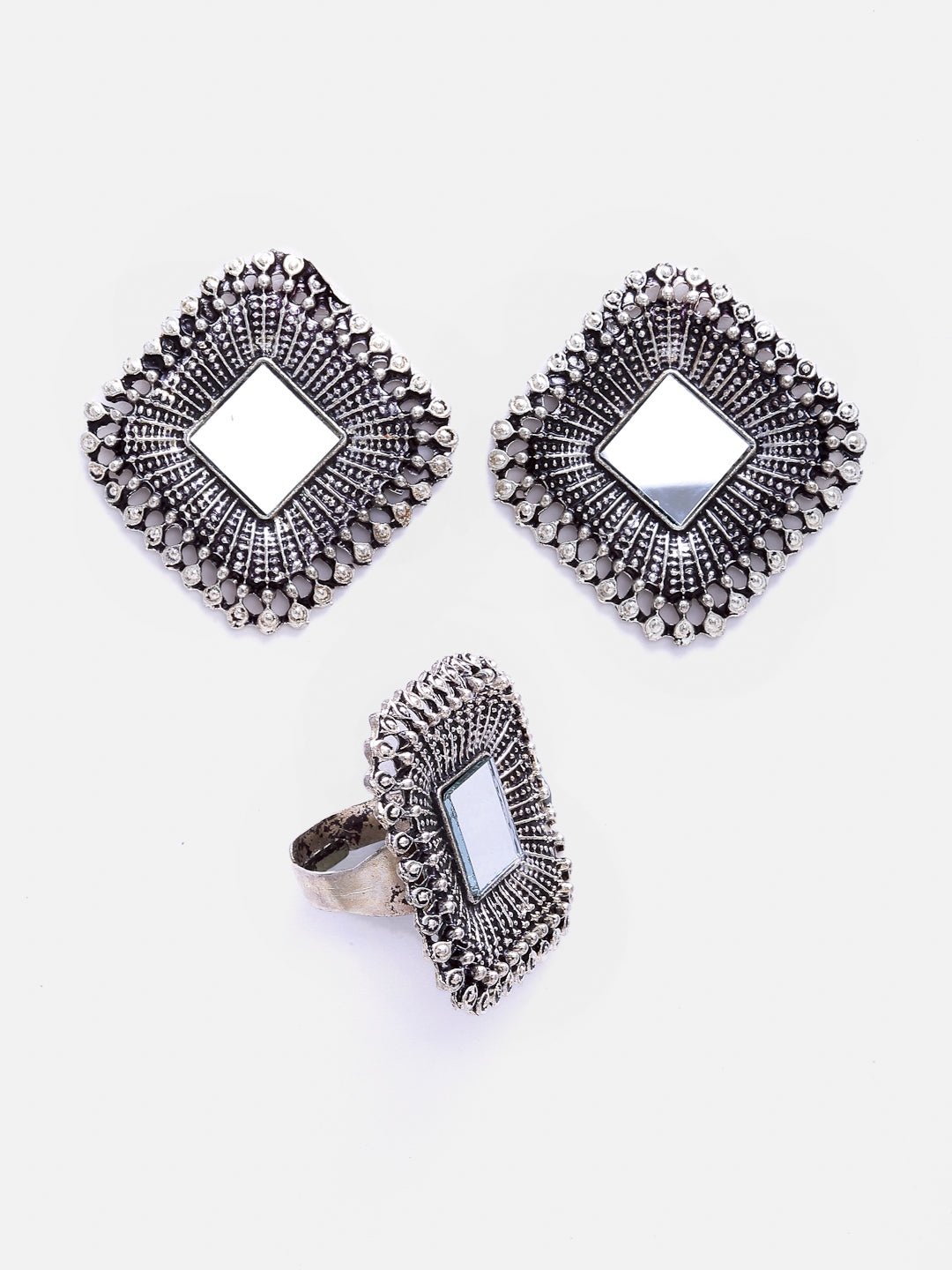 Arrabi Metallic Oxidised Earrings (Set of 2) and 1 Ring (10 cm)