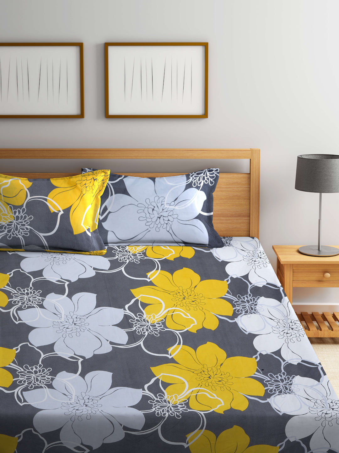 Arrabi Grey Floral TC Cotton Blend King Size Bedsheet with 2 Pillow Covers (250 X 215 cm)