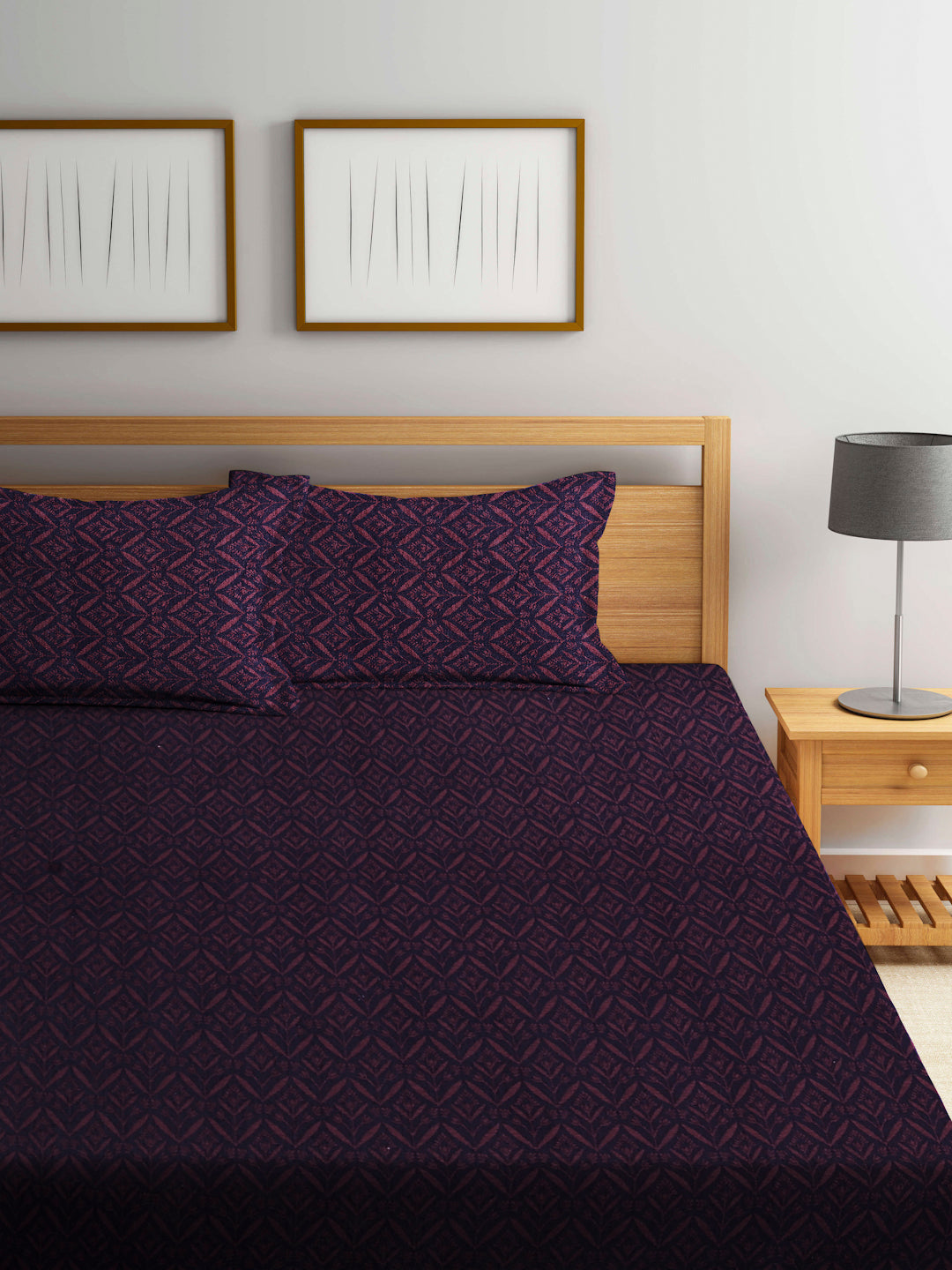 Arrabi Purple Leaf Handwoven Cotton Super King Size Bedsheet with 2 Pillow Covers (270 X 270 cm)