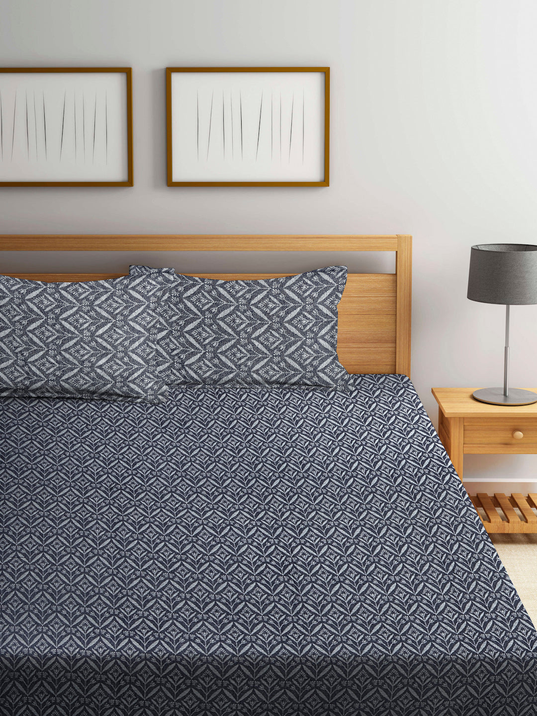 Arrabi Black Leaf Handwoven Cotton Super King Size Bedsheet with 2 Pillow Covers (270 X 270 cm)