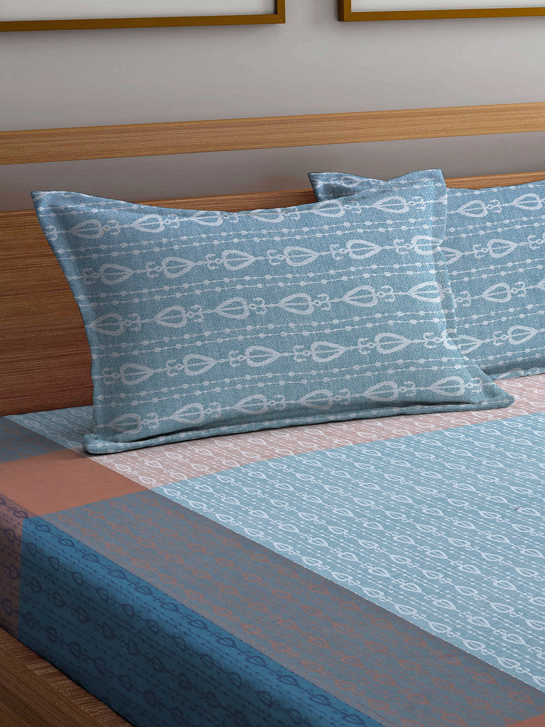 Arrabi Multi Indian Handwoven Cotton Super King Size Bedsheet with 2 Pillow Covers (270 X 260 cm)