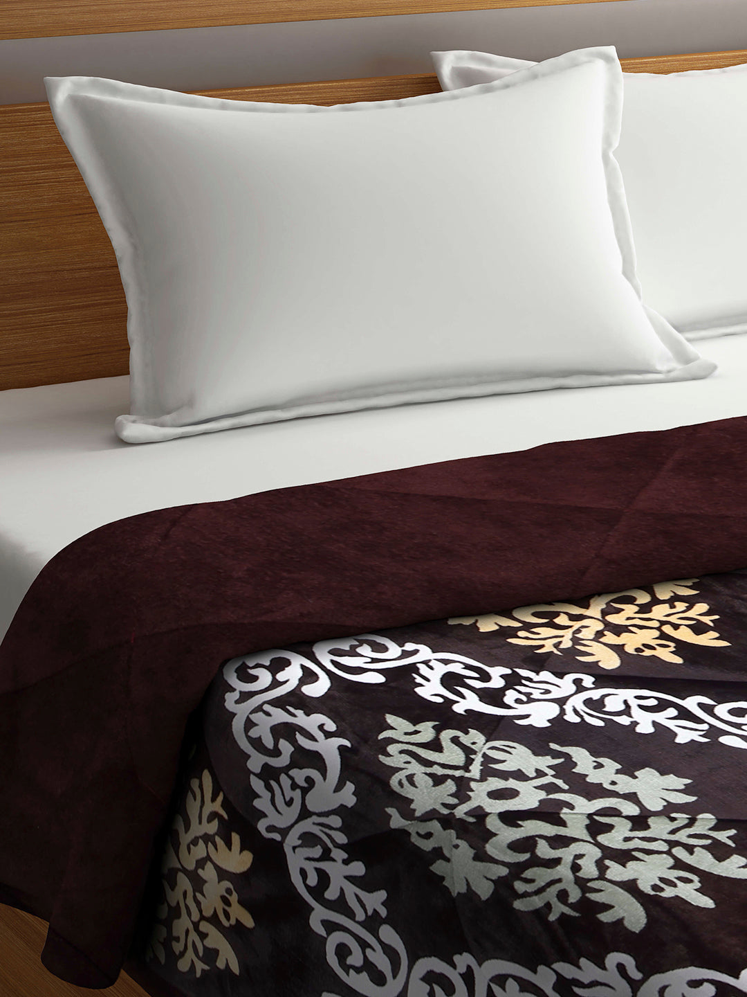 Arrabi Multi Indian Polyester King Size Double Quilt (220 X 210 cm)