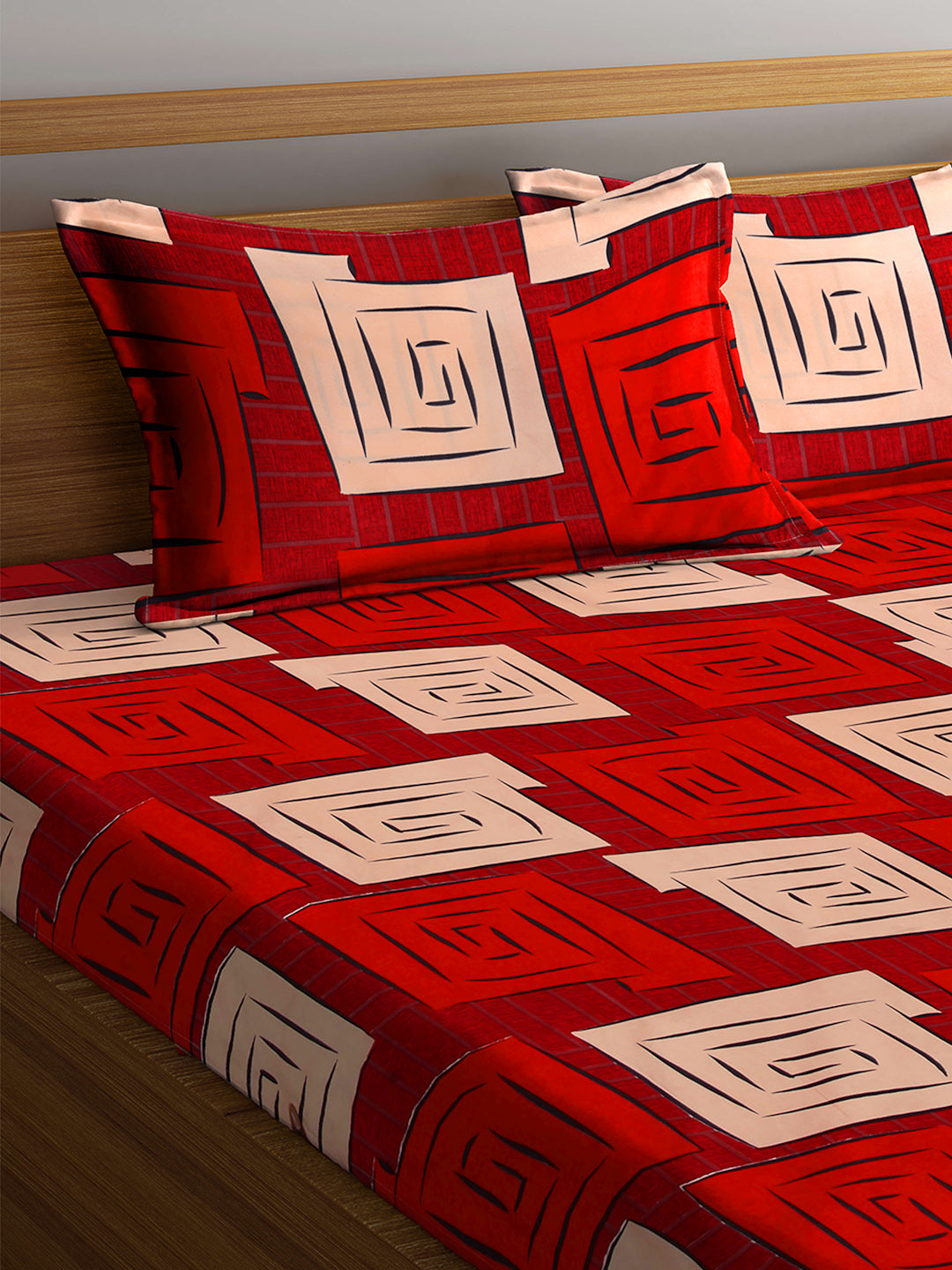Arrabi Red Geometric TC Cotton Blend King Size Fitted Bedsheet with 2 Pillow Covers (250 X 215 Cm )