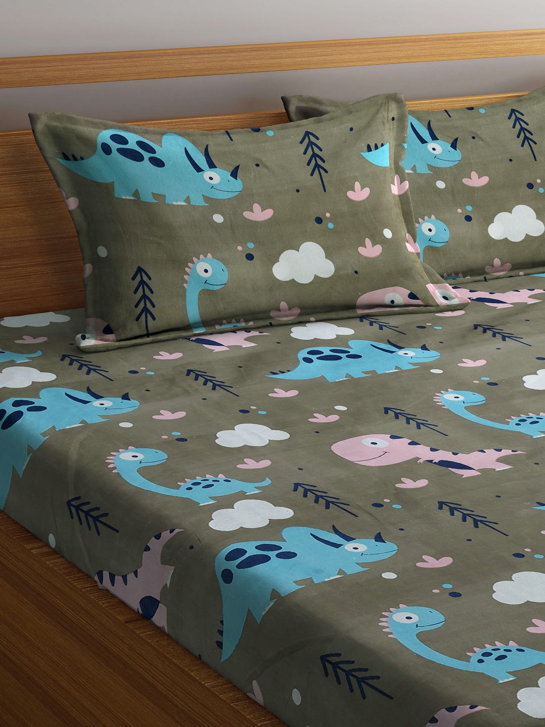 Arrabi Brown Cartoon TC Cotton Blend King Size Bedsheet with 2 Pillow Covers (250 X 215 cm)