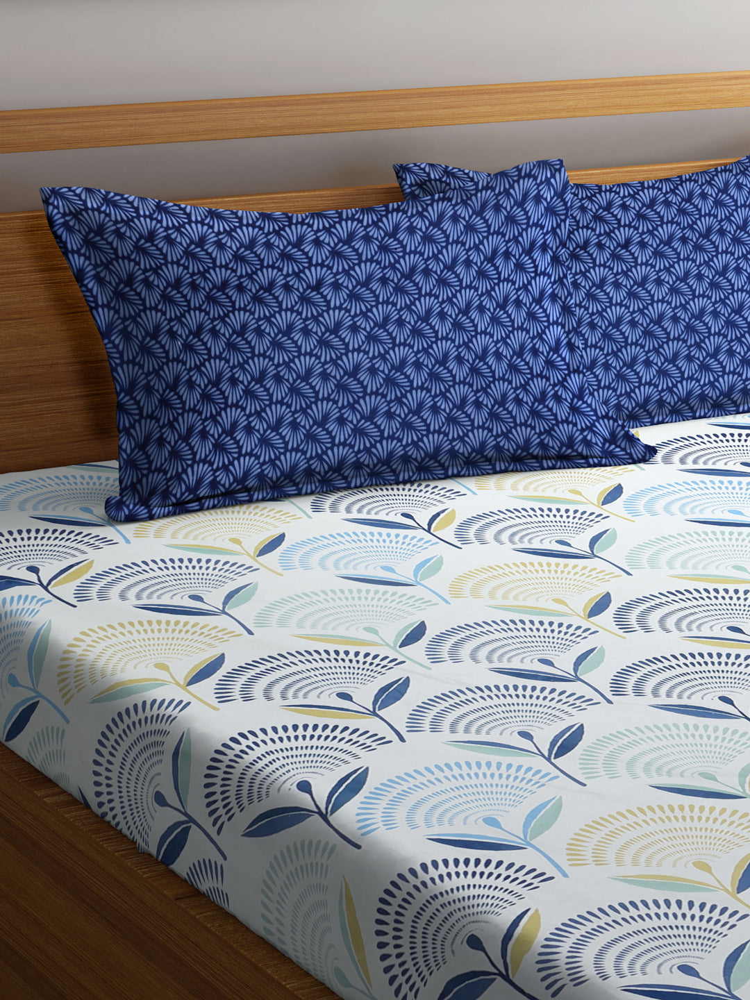 Arrabi Blue Leaf TC Cotton Blend Super King Size Fitted Bedsheet with 2 Pillow Covers(270 X 260 Cm )