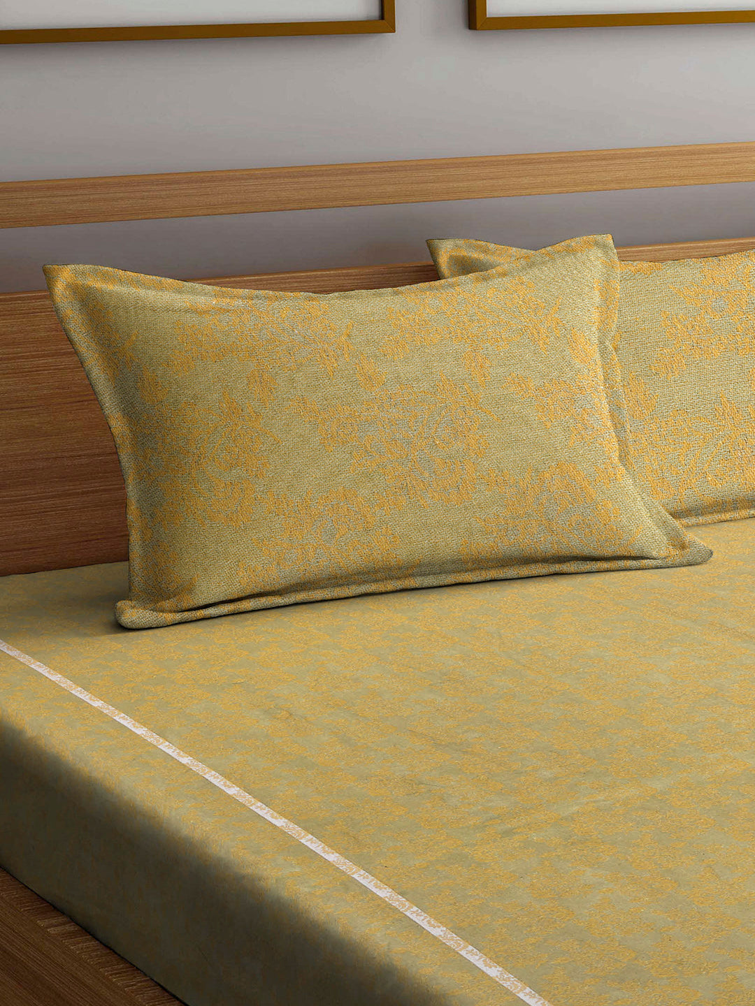 Arrabi Yellow Floral Handwoven Cotton King Size Bedsheet with 2 Pillow Covers (260 X 230 cm)