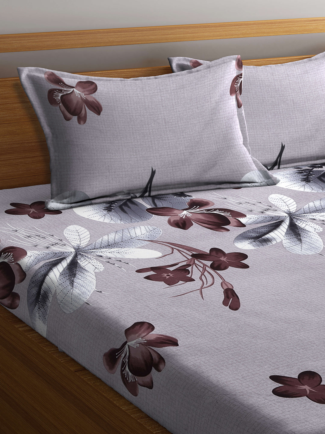 Arrabi Brown Floral TC Cotton Blend King Size Fitted Bedsheet with 2 Pillow Covers (250 X 220 Cm )