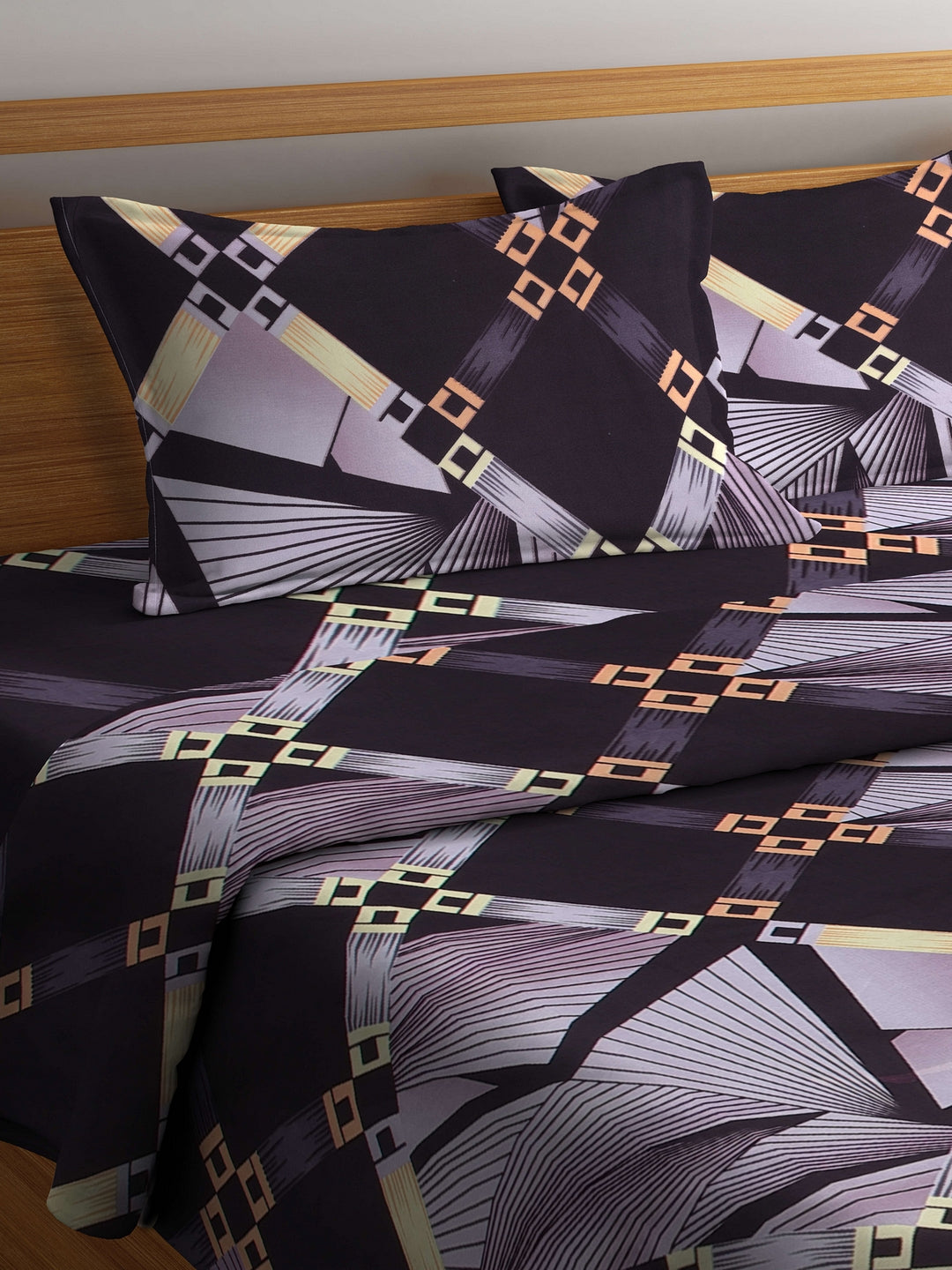 Arrabi Brown Geometric TC Cotton Blend Double Size Comforter Bedding Set with 2 Pillow Cover
