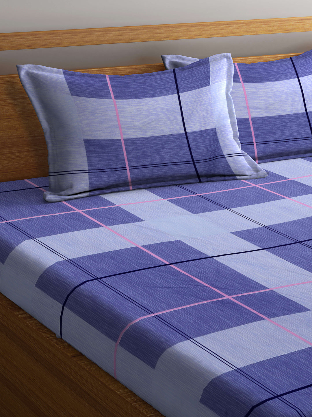 Arrabi Blue Geometric TC Cotton Blend King Size Bedsheet with 2 Pillow Covers (250 X 215 cm)