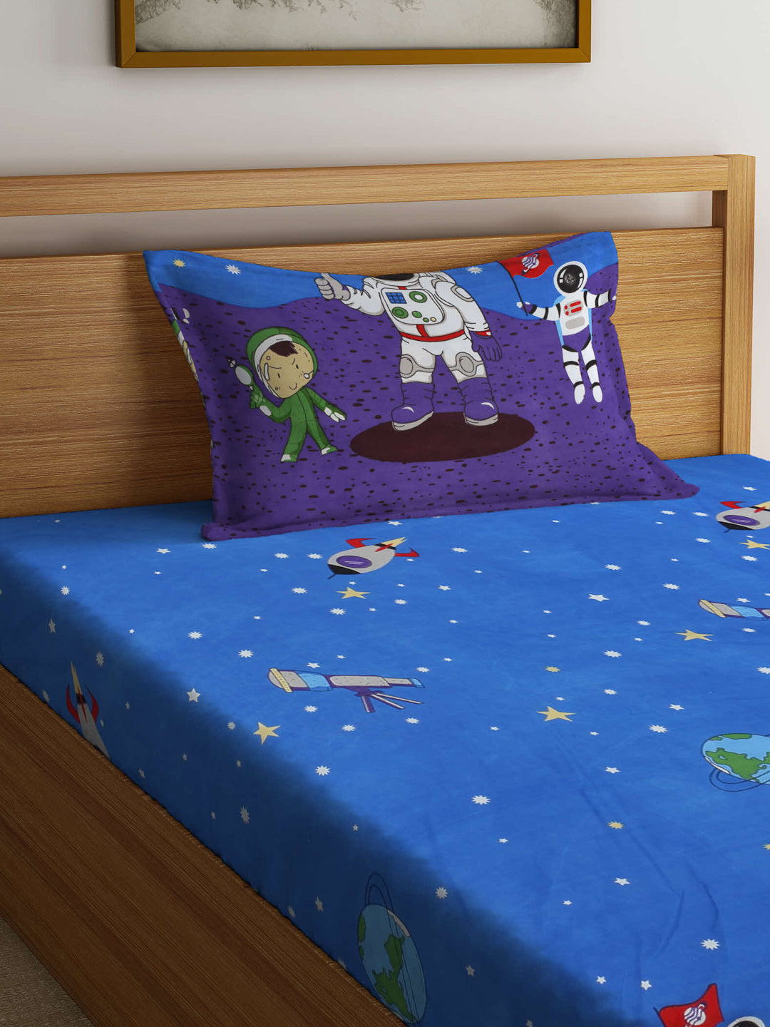 Arrabi Blue Graphic TC Cotton Blend Single Size Fitted Bedsheet with 1 Pillow Cover (220 X 150 cm)