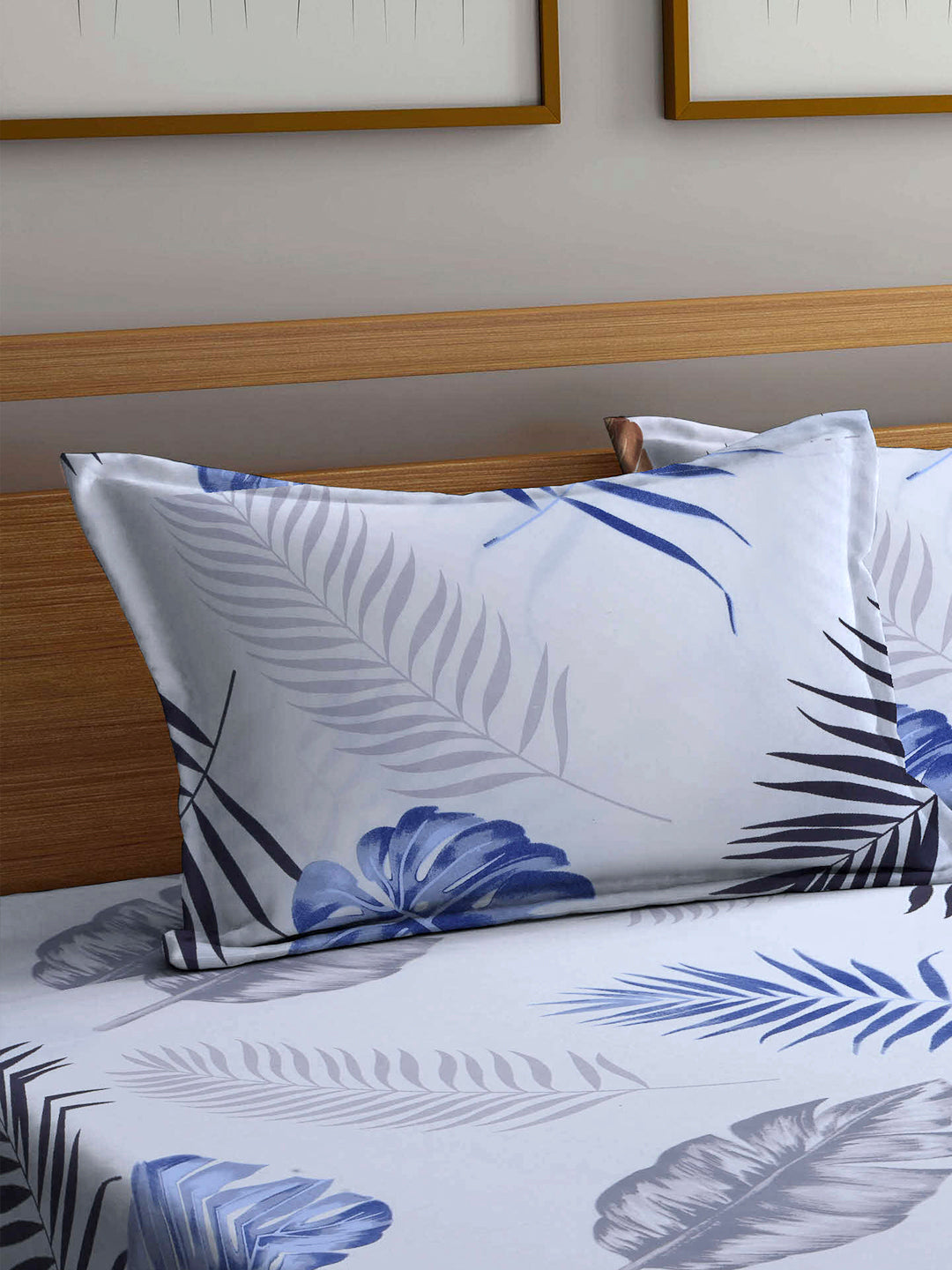 Arrabi White Leaf TC Cotton Blend Double Size Bedsheet with 2 Pillow Covers