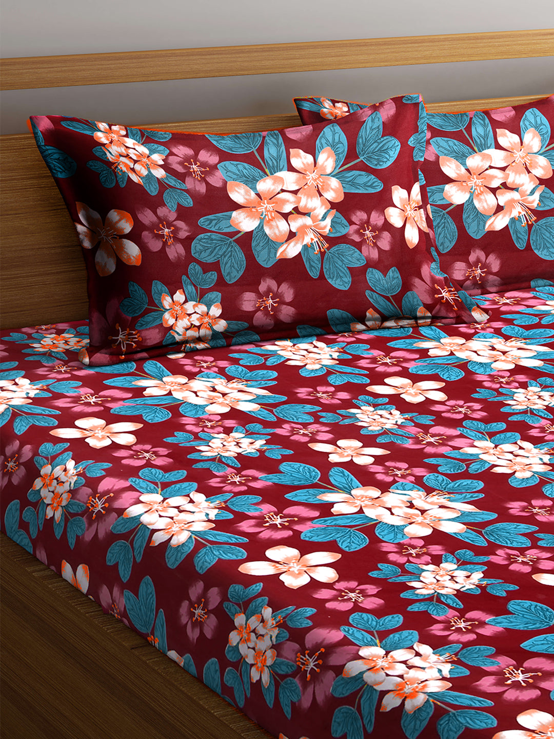 Arrabi Red Floral TC Cotton Blend King Size Fitted Bedsheet with 2 Pillow Covers (250 X 220 Cm )