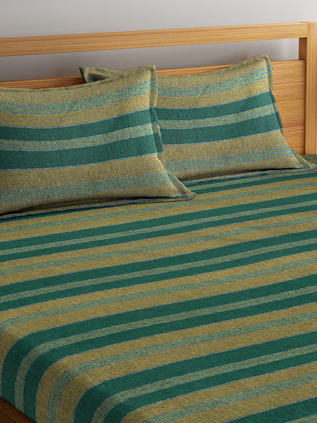 Arrabi Green Striped Handwoven Cotton Double King Size Bedsheet with 2 Pillow Covers (260 x 260 cm)