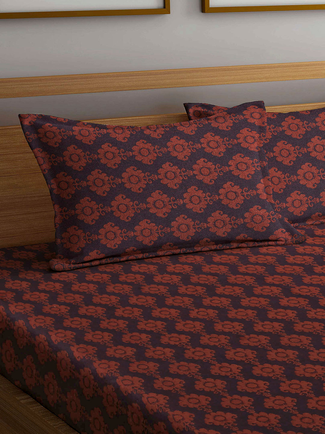 Arrabi Brown Indian Handwoven Cotton King Size Bedsheet with 2 Pillow Covers (260 X 230 cm)