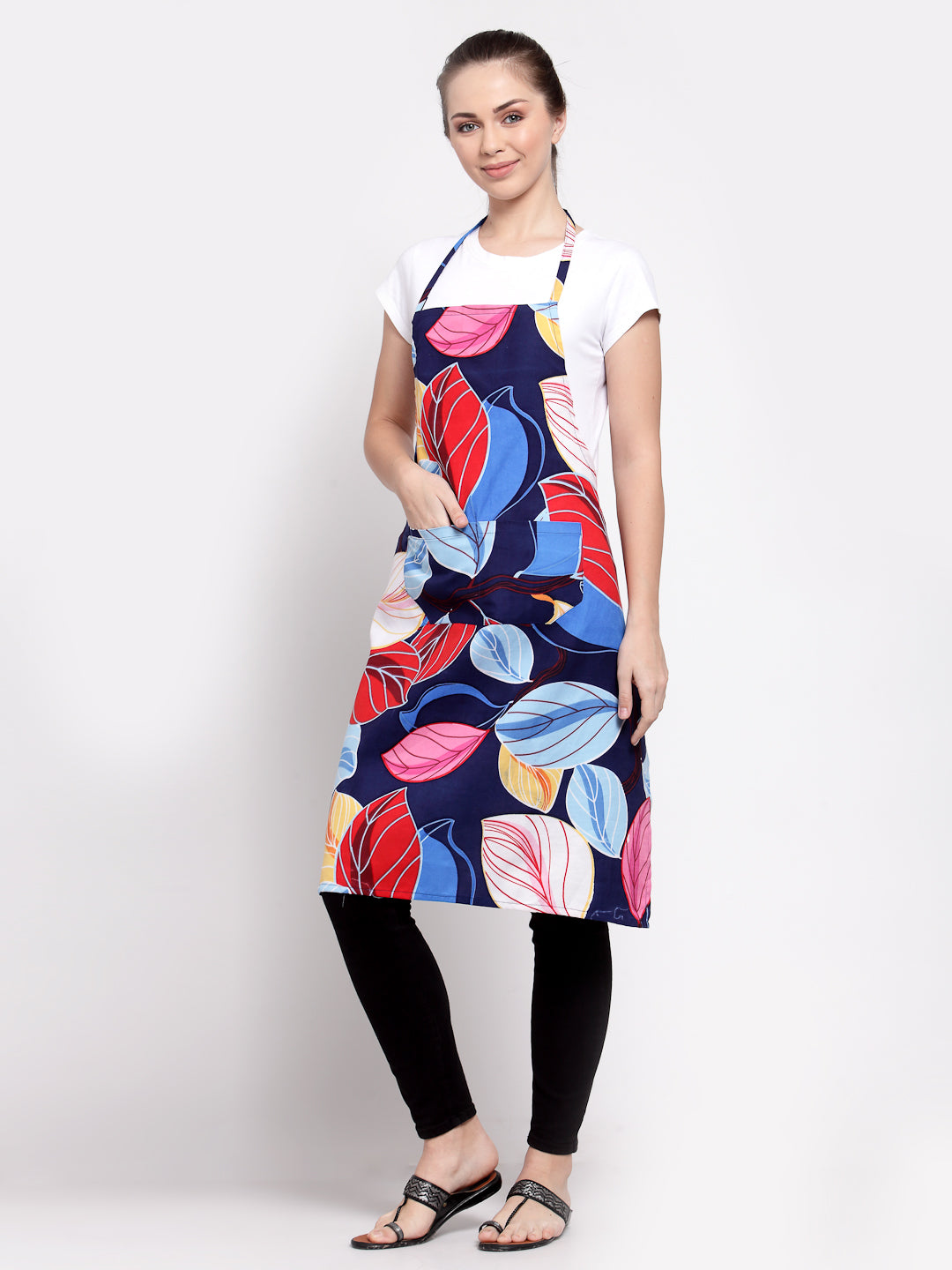 Arrabi Multi Leaf Cotton Blend Apron With 2 Patch Pocket (85 x 70 cm)