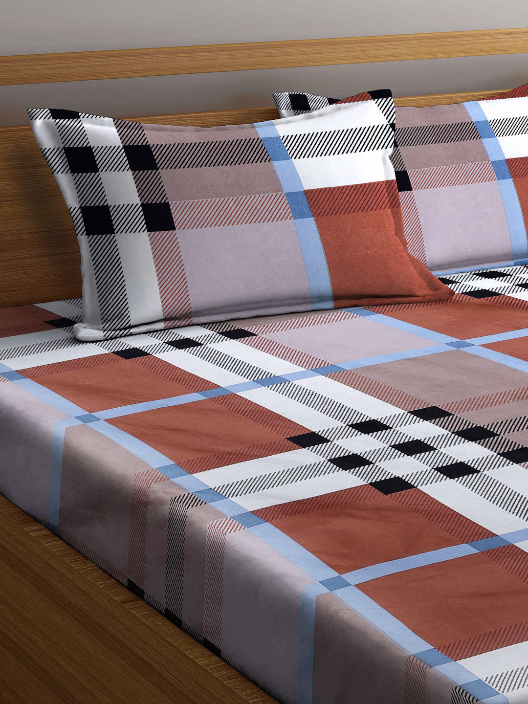Arrabi Multi Checks TC Cotton Blend King Size Fitted Bedsheet with 2 Pillow Covers (250 X 220 Cm )