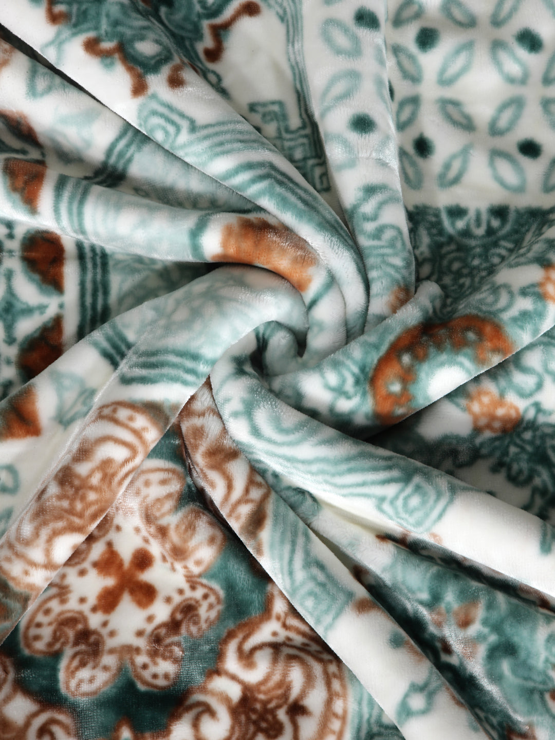 Arrabi Green Geometric Polyester 950 GSM Full Size Single Bed Blanket (210 X 150 cm)