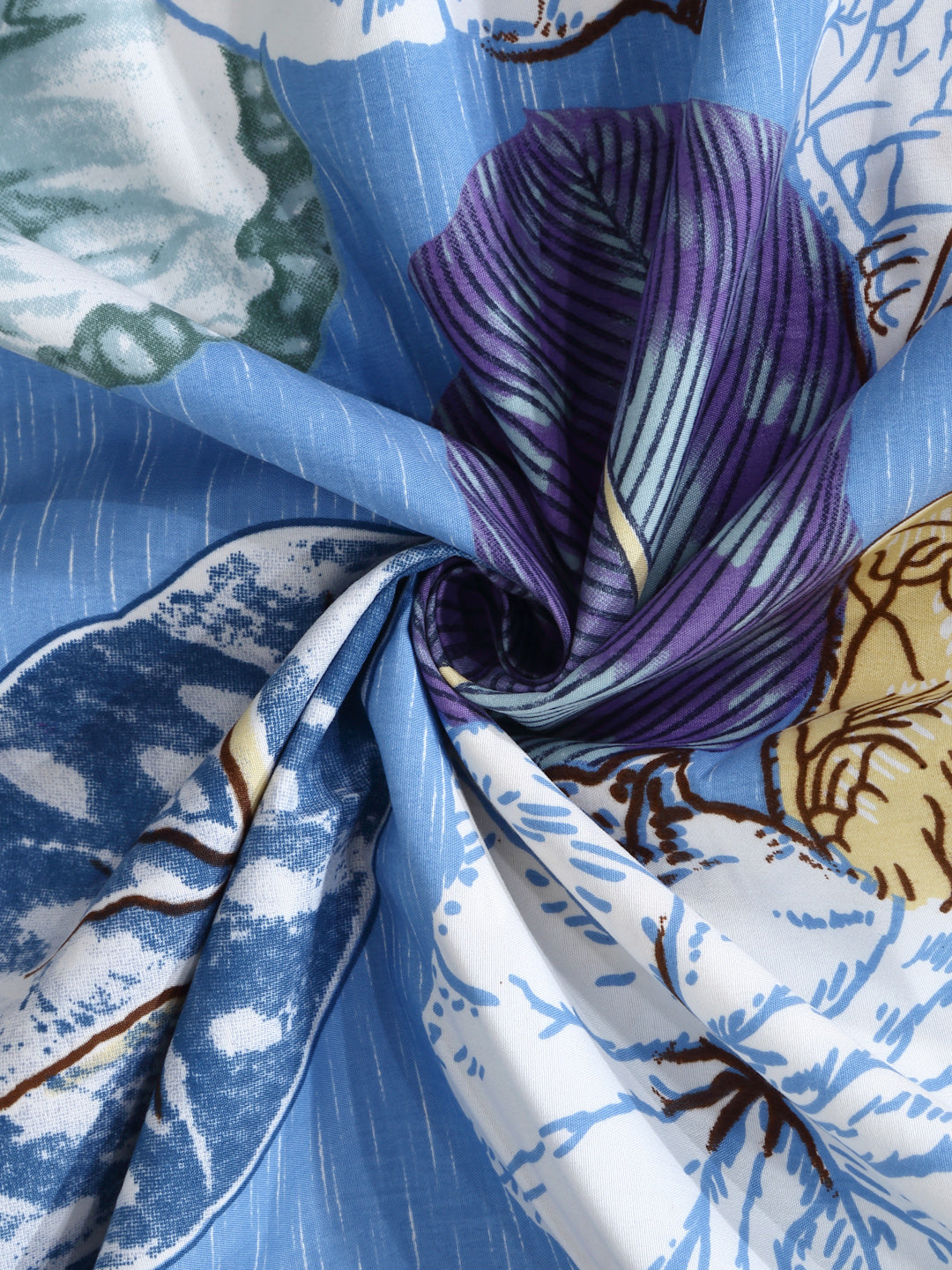 Arrabi Blue Leaf TC Cotton Blend Super King Size Fitted Bedsheet with 2 Pillow Covers(270 X 260 Cm )