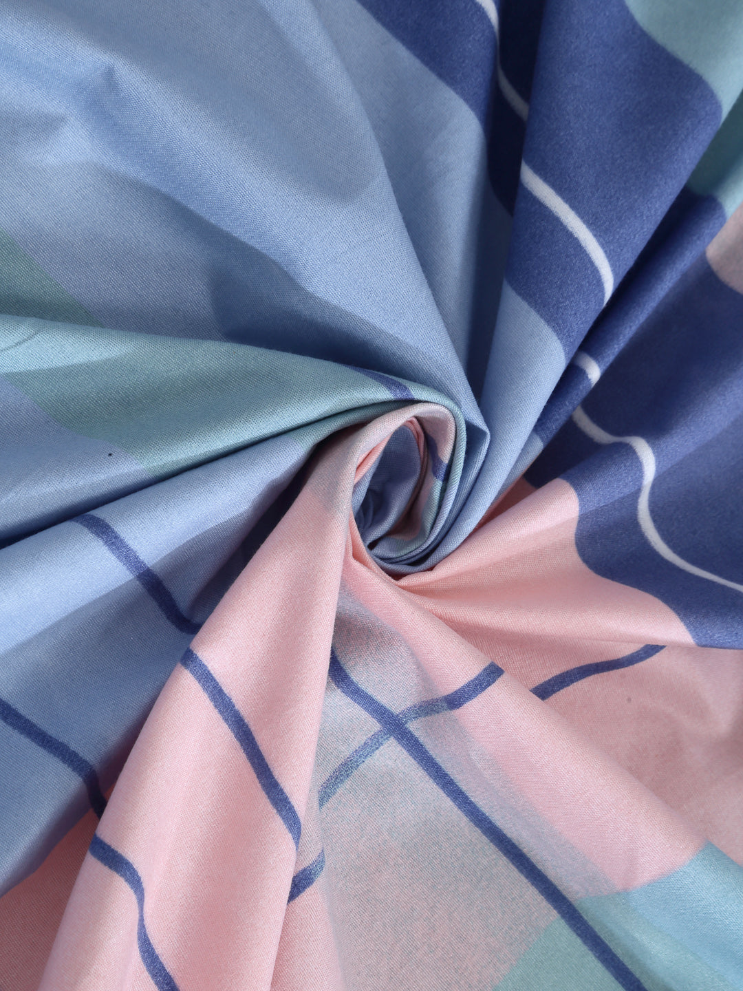 Arrabi Multi Checks TC Cotton Blend King Size Bedsheet with 2 Pillow Covers (250 X 215 cm)