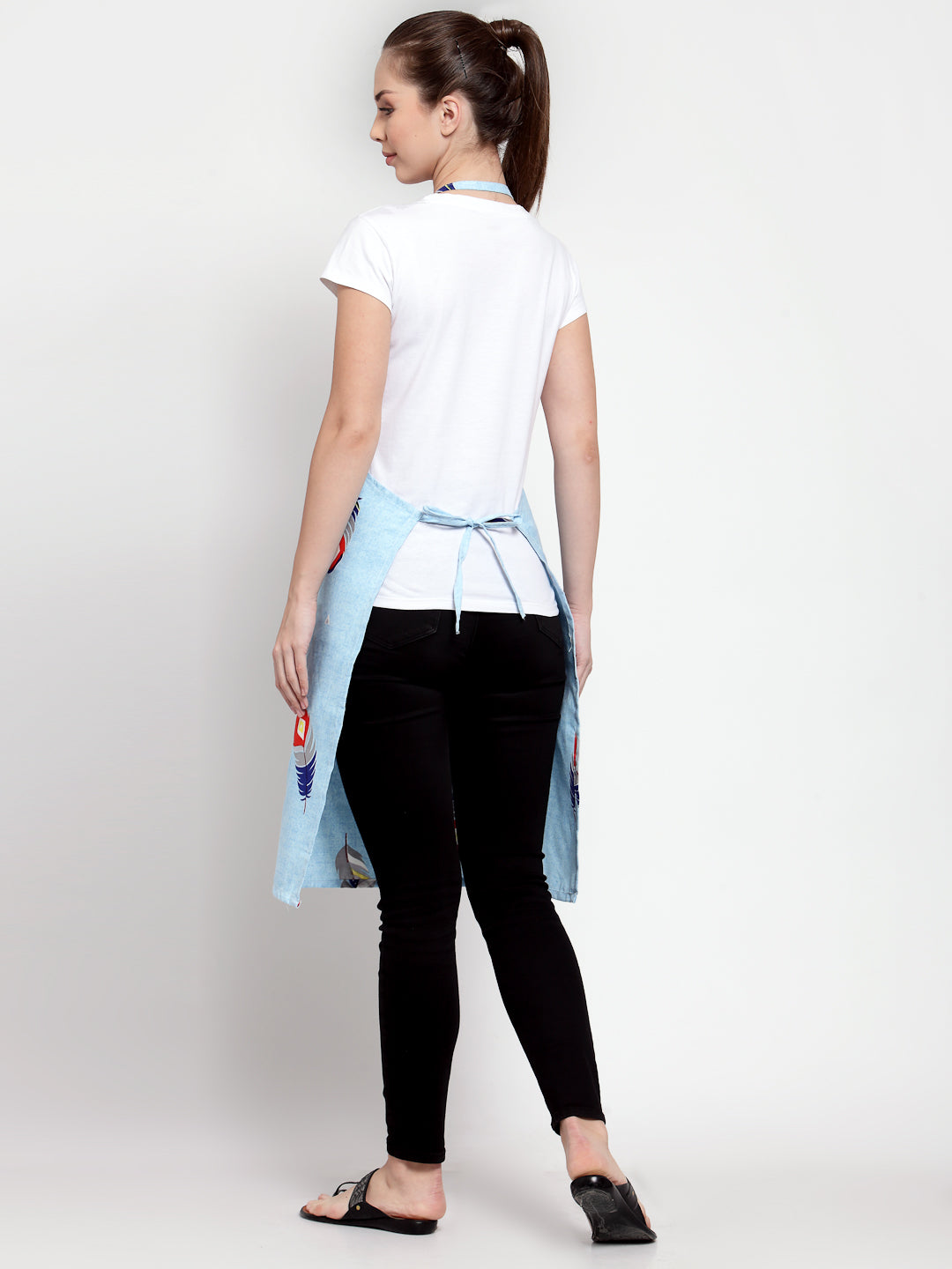Arrabi Blue Leaf Cotton Blend Apron With 2 Patch Pocket (85 x 70 cm)