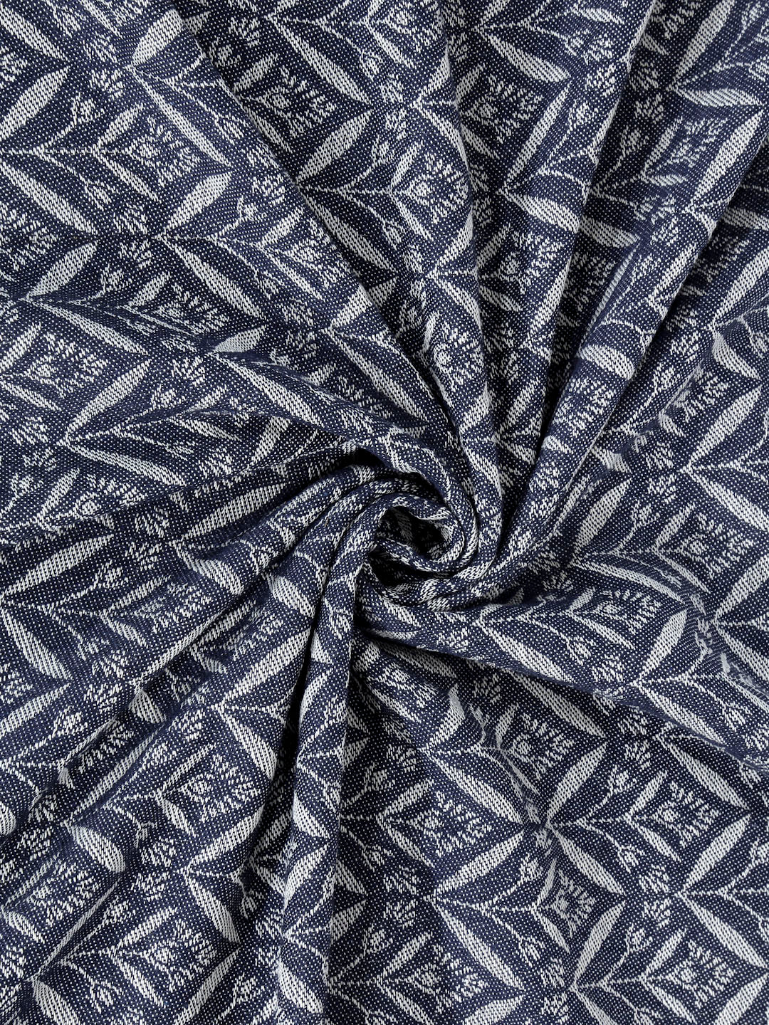 Arrabi Black Leaf Handwoven Cotton Super King Size Bedsheet with 2 Pillow Covers (270 X 270 cm)