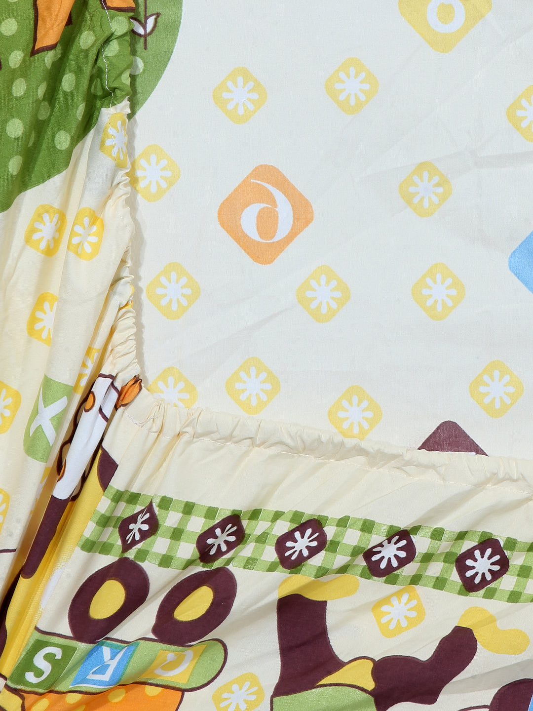 Arrabi Multi Cartoon TC Cotton Blend King Size Fitted Bedsheet with 2 Pillow Covers (250 X 220 Cm )