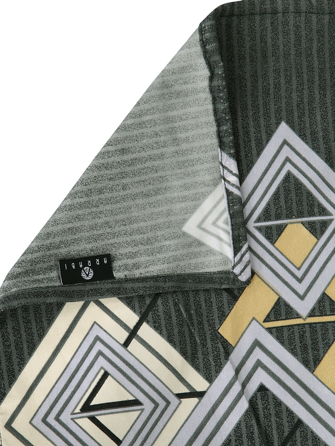 Arrabi Grey Geometric TC Polycotton Single Size Bedsheet with 1 Pillow Cover (225 x 150 cm)