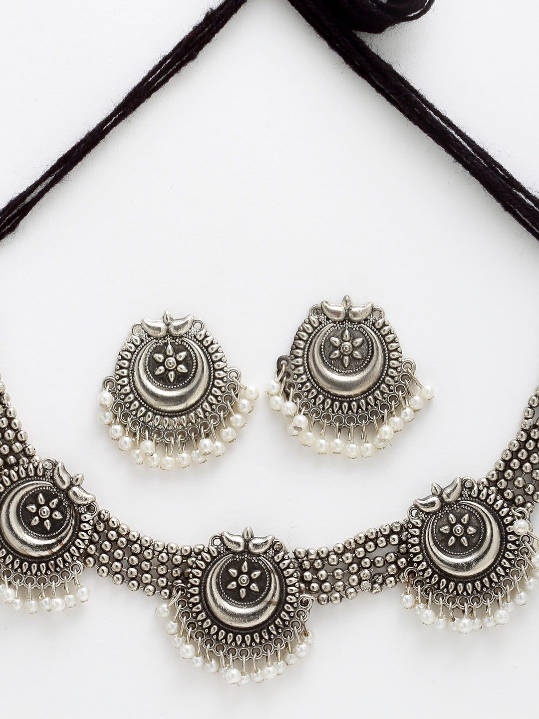 Arrabi Metallic Oxidised Jewellery Set with 2 Earrings (40 cm)