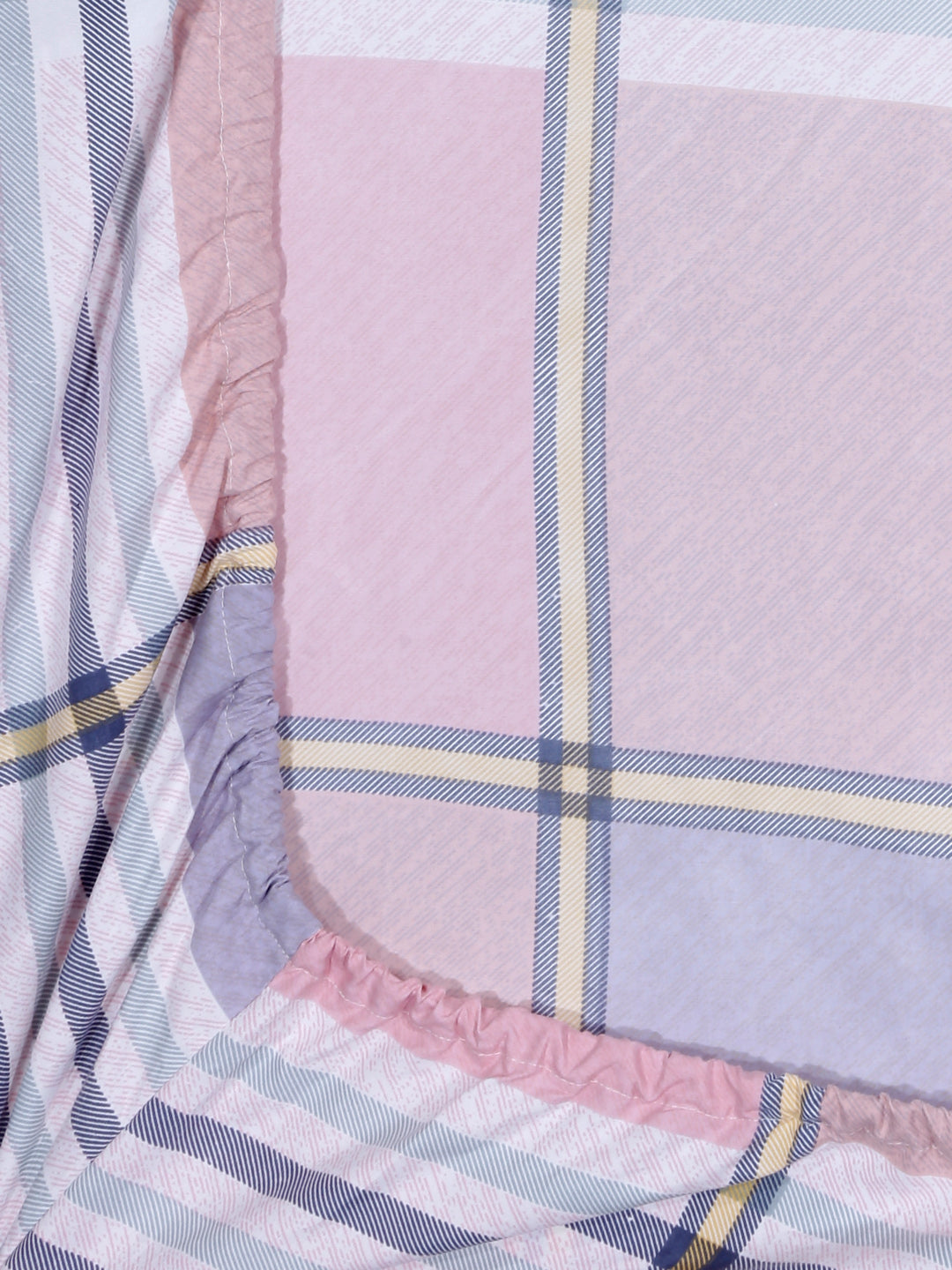 Arrabi Multi Geometric TC Cotton Blend King Size Fitted Bedsheet with 2 Pillow Covers(250 X 215 Cm )