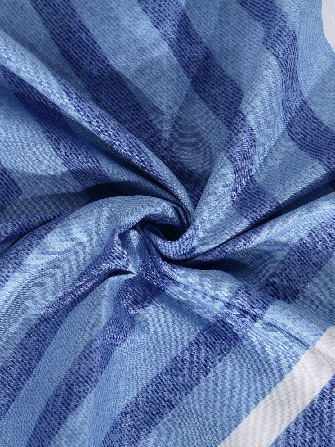 Arrabi Blue Graphic TC Cotton Blend Double Size Fitted Bedsheet with 2 Pillow Covers (250 X 220 cm)