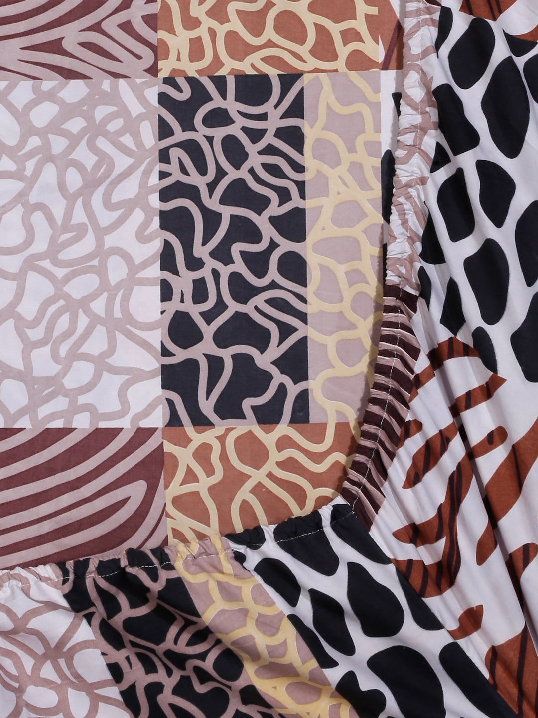 Arrabi Multi Graphic TC Cotton Blend King Size Fitted Bedsheet with 2 Pillow Covers(250 X 215 Cm )