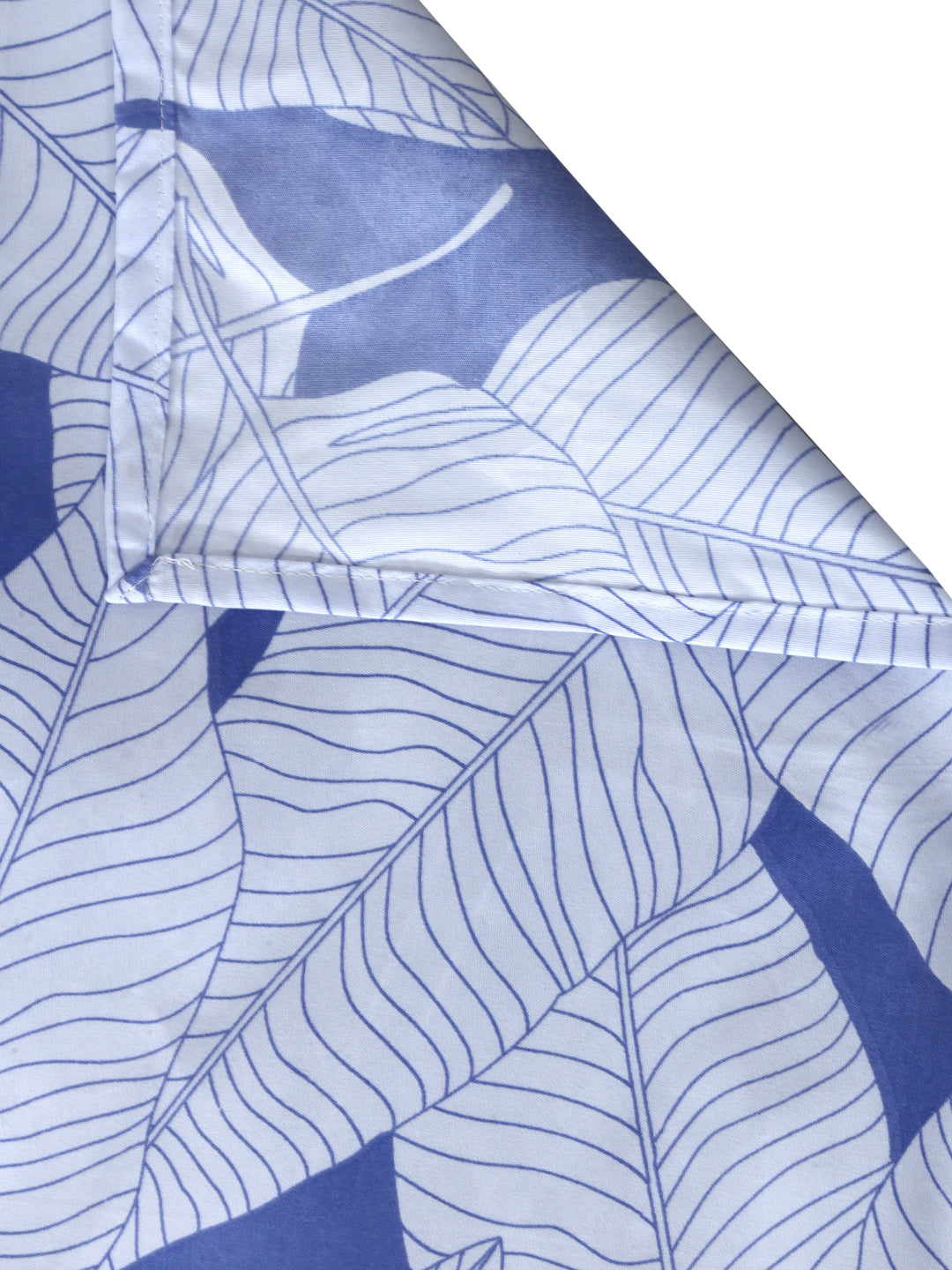 Arrabi Blue Leaf TC Cotton Blend King Size Bedsheet with 2 Pillow Covers (250 X 215 cm)