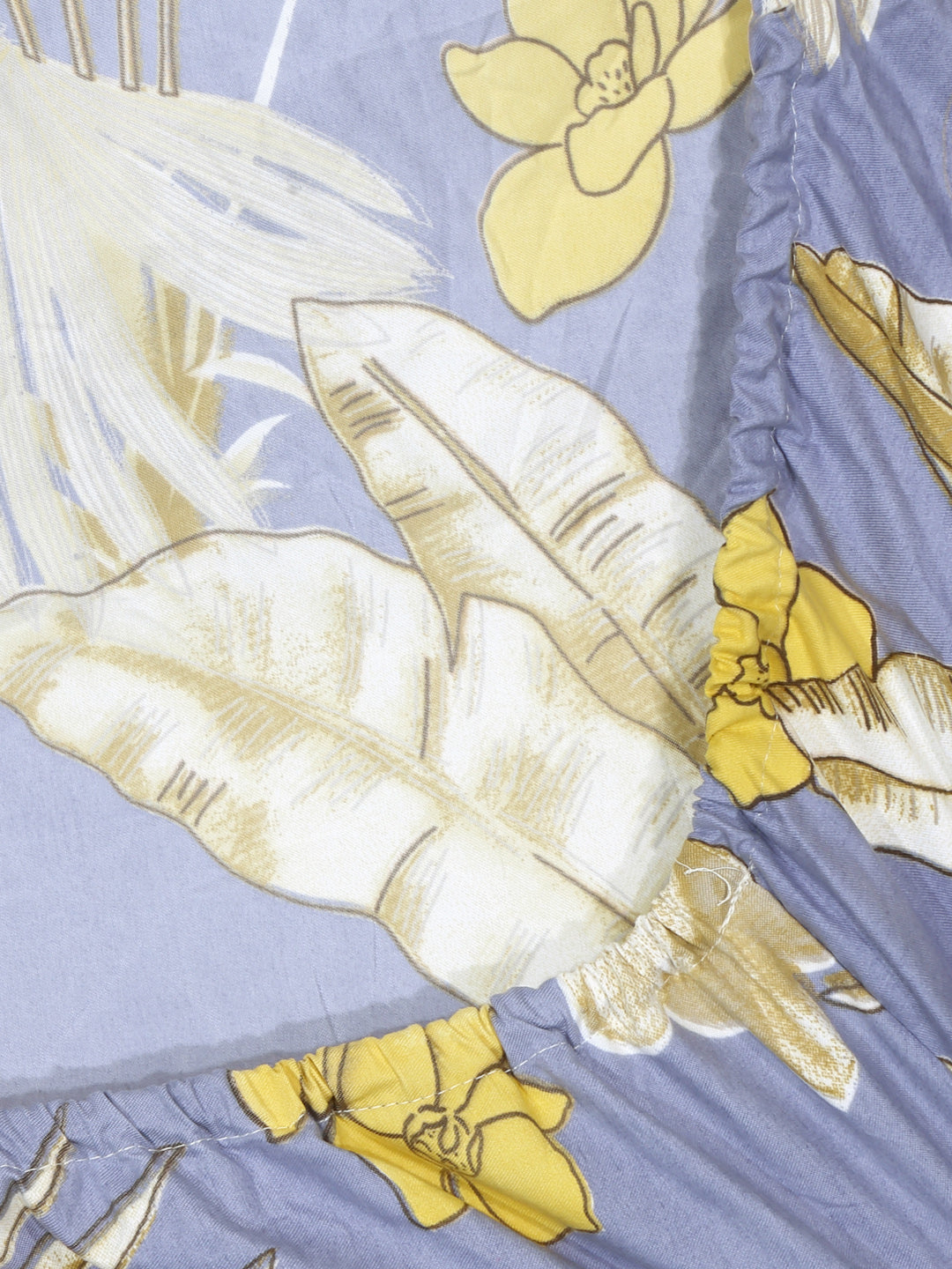 Arrabi Grey Leaf TC Cotton Blend Super King Size Fitted Bedsheet with 2 Pillow Covers(270 X 260 Cm )