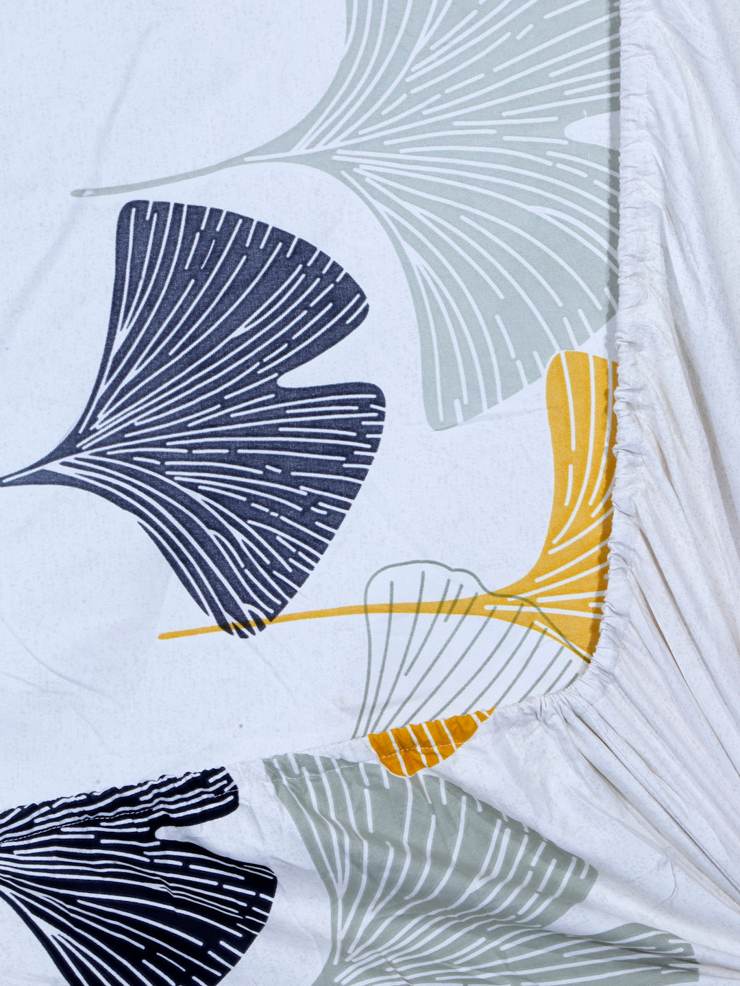 Arrabi Grey Leaf TC Cotton Blend Double King Size Fitted Bedsheet with 2 Pillow Covers (270 X 260 cm)