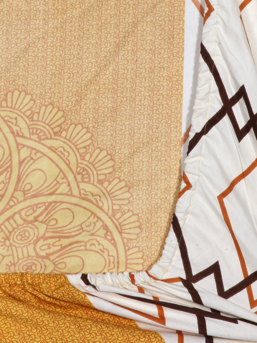 Arrabi Yellow Indian TC Cotton Blend King Size Fitted Bedsheet with 2 Pillow Covers (250 X 220 Cm )