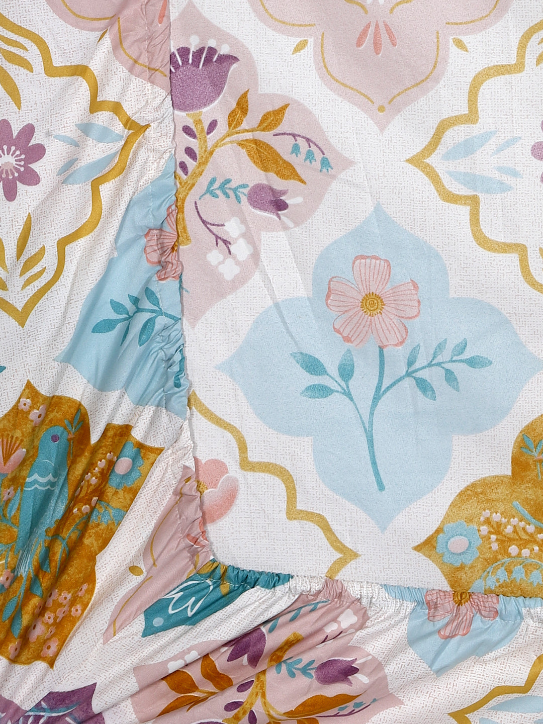 Arrabi Multi Floral TC Cotton Blend King Size Fitted Bedsheet with 2 Pillow Covers(250 X 215 Cm )