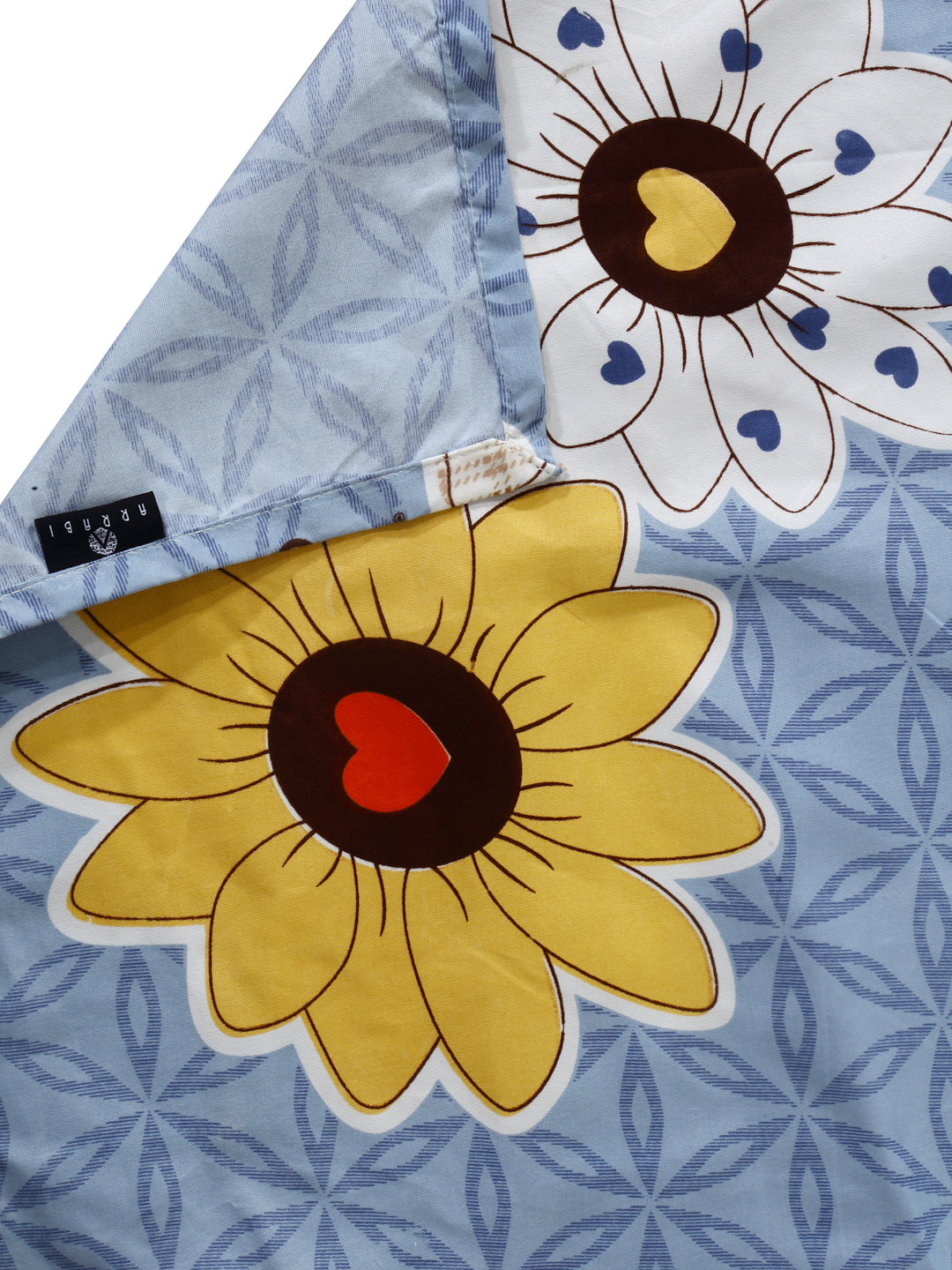 Arrabi Grey Floral TC Cotton Blend King Size Bedsheet with 2 Pillow Covers (250 X 215 cm)