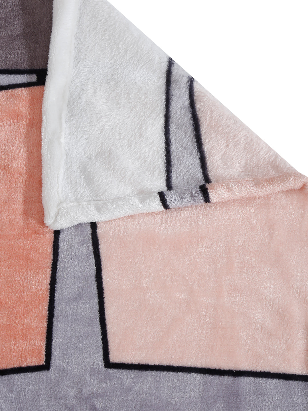 Arrabi Multi Geometric TC Cotton Blend King Size Winter Bedsheet with 2 Pillow Covers (245 X 215 cm)