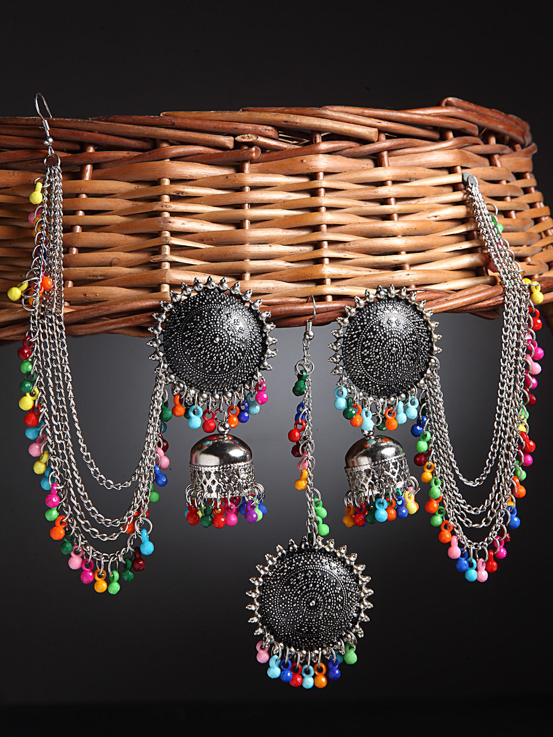 Arrabi Metallic Oxidised Kundan Studded Maang Tika & Earrings Set (17 cm)