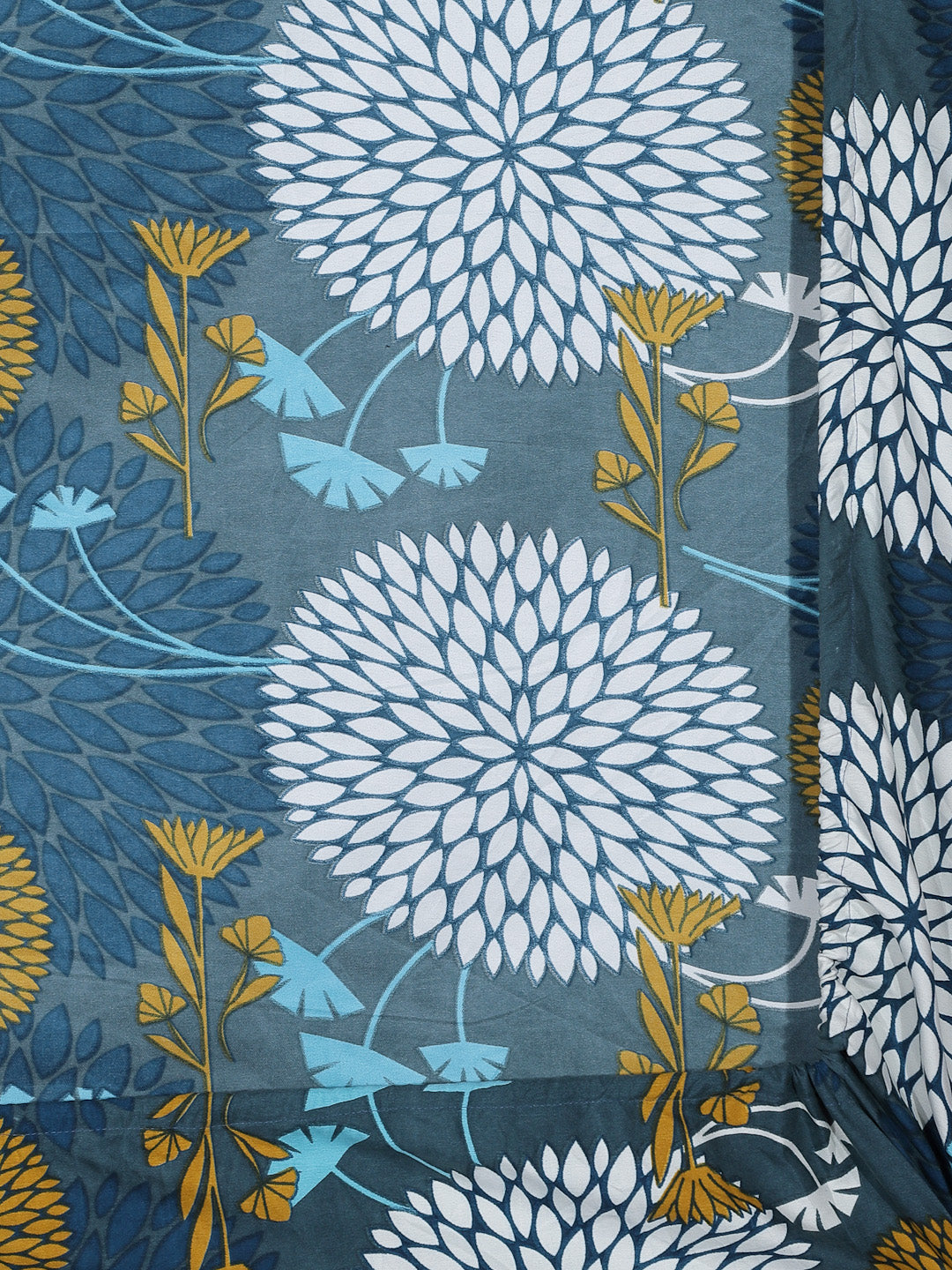 Arrabi Multi Floral TC Cotton Blend King Size Fitted Bedsheet with 2 Pillow Covers (250 X 220 Cm )