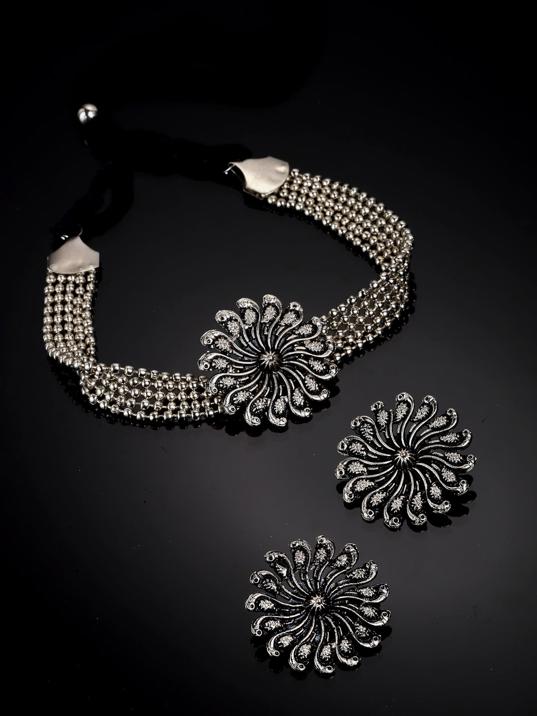 Arrabi Metallic Oxidised Jewellery Set with 2 Earrings (40 cm)