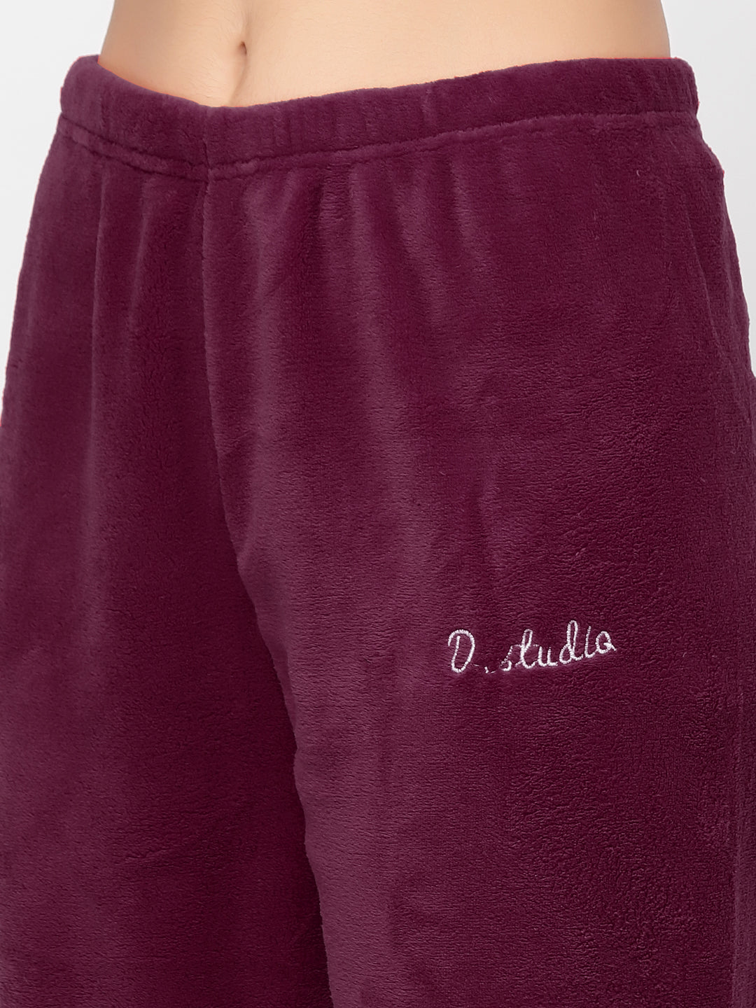 Arrabi Women Maroon Wool Blend Solid Winter Night Suit