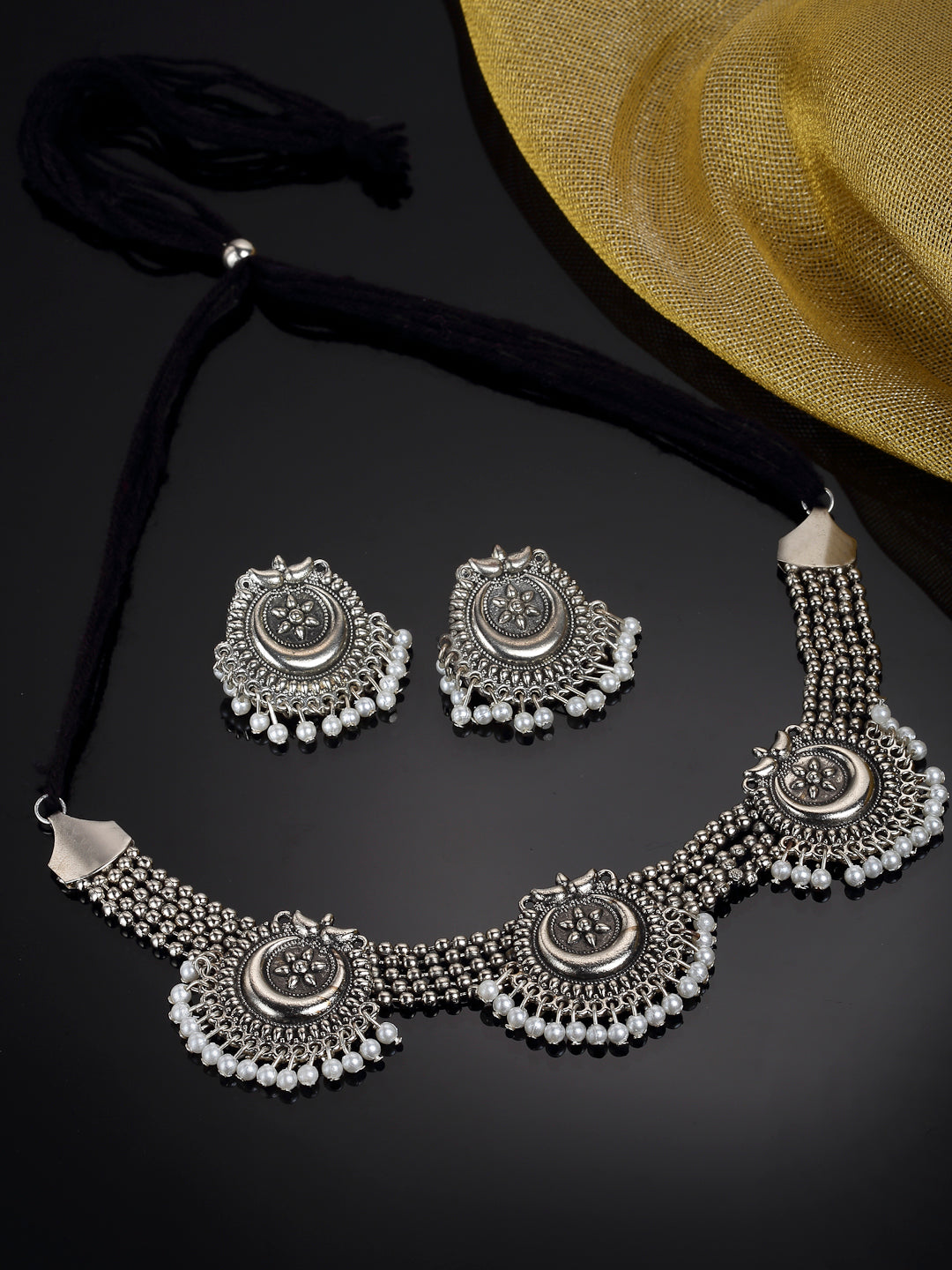 Arrabi Metallic Oxidised Jewellery Set with 2 Earrings (40 cm)