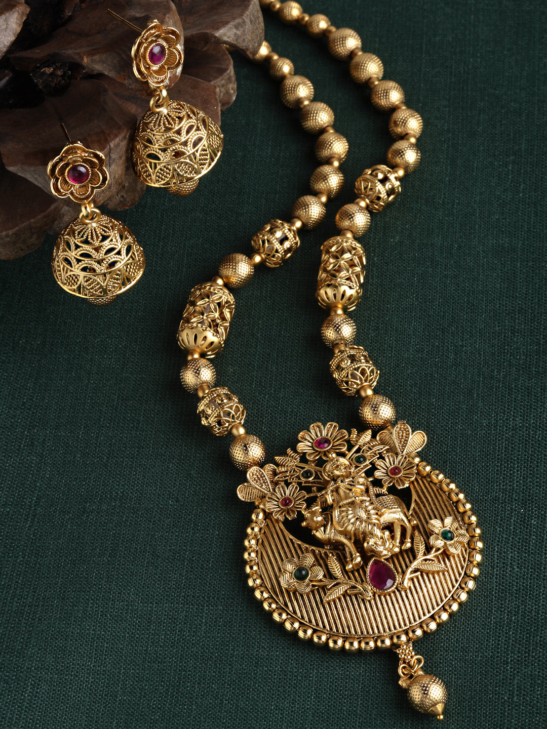 Arrabi Gold Handcrafted Jewellery Set with 2 Earrings(56 cm)