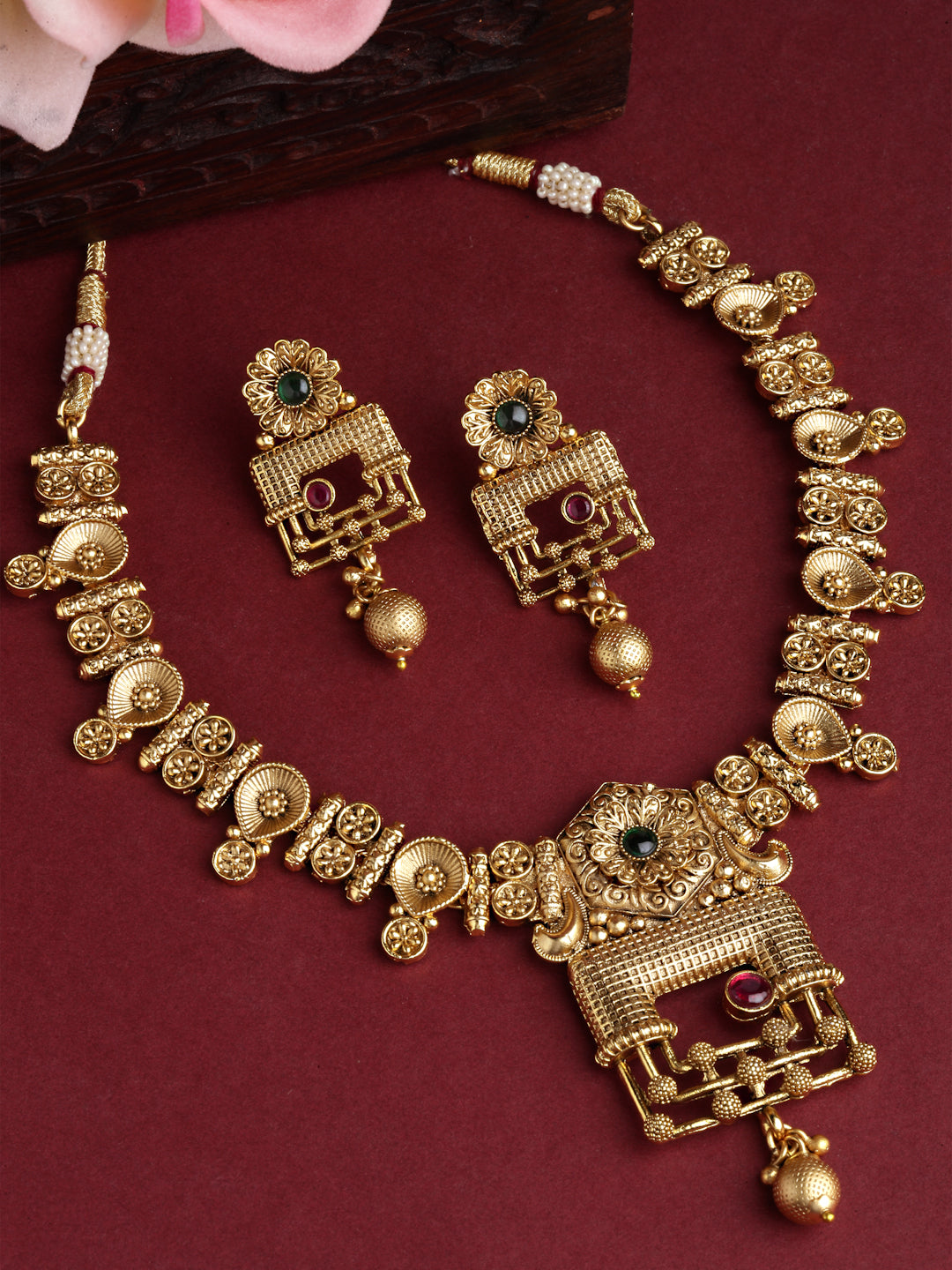 Arrabi Gold Handcrafted Jewellery Set with 2 Earrings(30 cm)